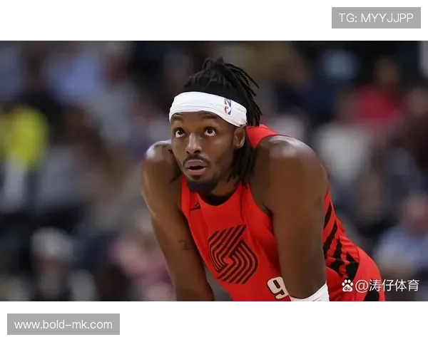 格兰特展现全能锋线实力，助球队逆转取胜